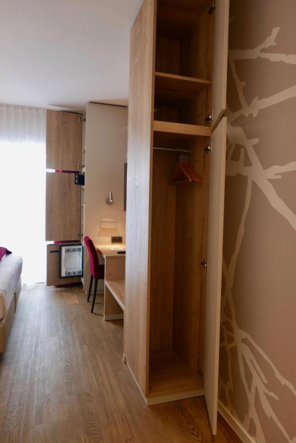 Rafaela Hotel ハイデルベルク エクステリア 写真